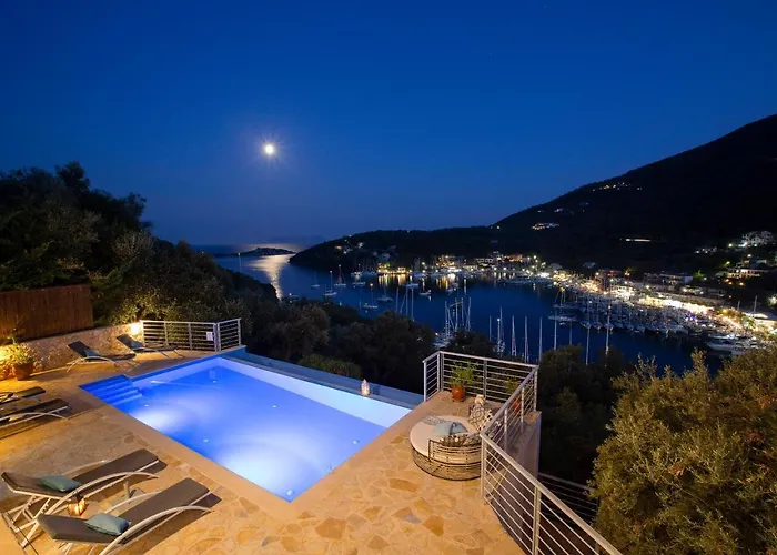 Ktima Aniforeli Luxury Βίλα